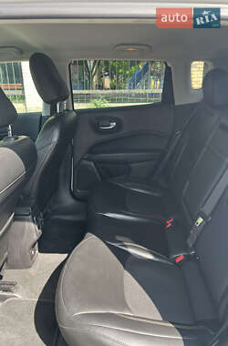 Внедорожник / Кроссовер Jeep Compass 2019 в 