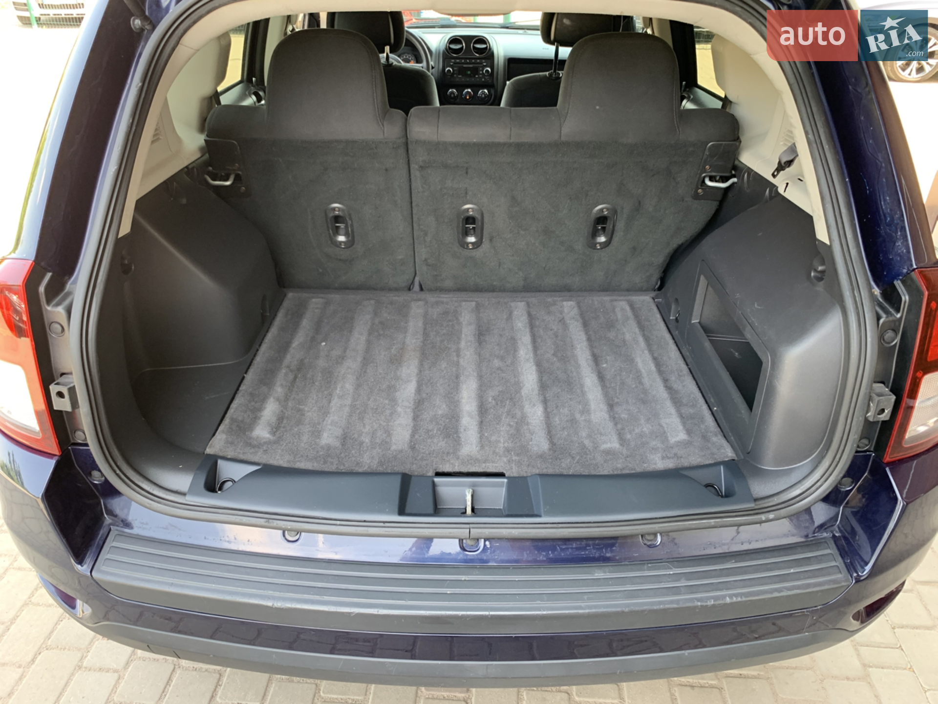2016 Jeep Compass - мініатюра 28