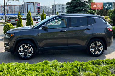 Внедорожник / Кроссовер Jeep Compass 2017 в 