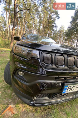 Внедорожник / Кроссовер Jeep Compass 2022 в 