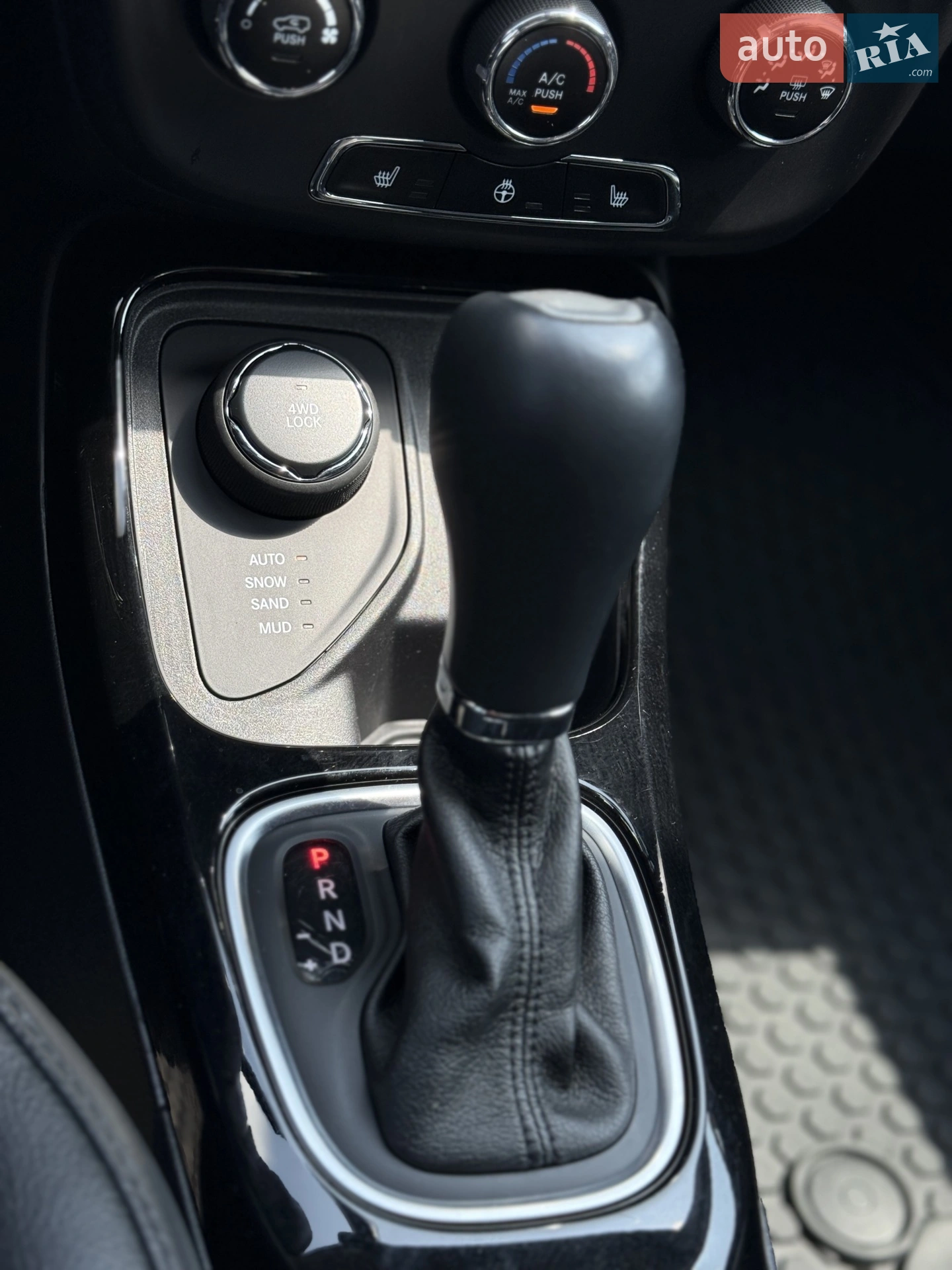 2018 Jeep Compass - мініатюра 17
