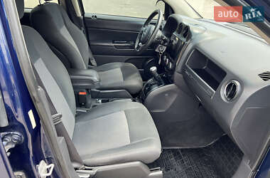 Позашляховик / Кросовер Jeep Compass 2012 в 