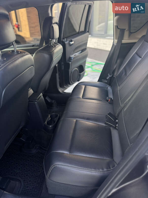 Внедорожник / Кроссовер Jeep Compass 2014 в Тернополе