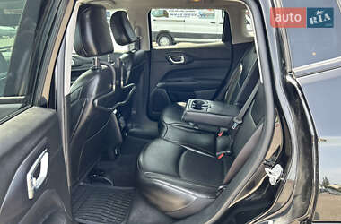 Внедорожник / Кроссовер Jeep Compass 2022 в 