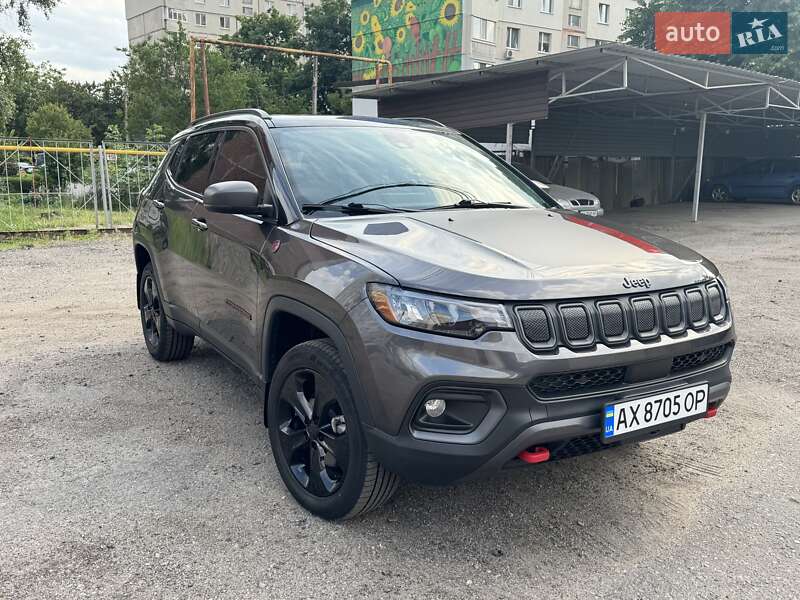 Внедорожник / Кроссовер Jeep Compass 2022 в 
