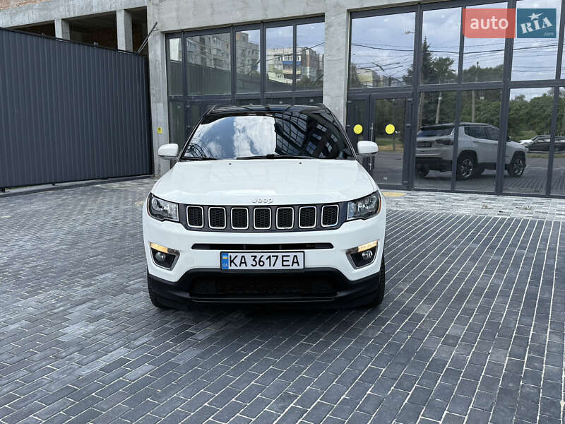 Внедорожник / Кроссовер Jeep Compass 2017 в Полтаве