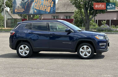 Внедорожник / Кроссовер Jeep Compass 2018 в 