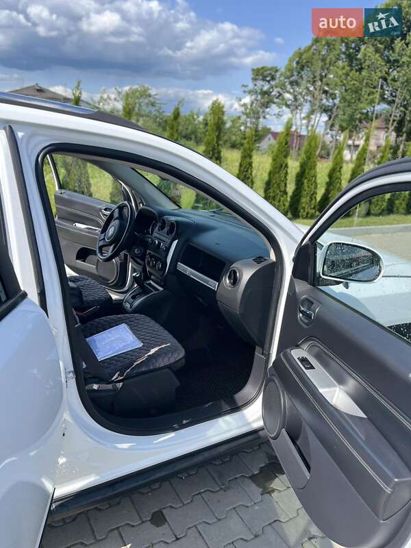 Позашляховик / Кросовер Jeep Compass 2014 в Львові