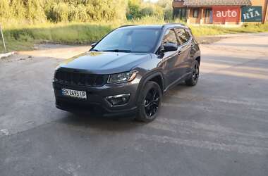 Внедорожник / Кроссовер Jeep Compass 2019 в 