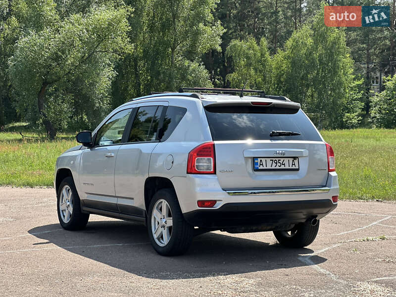 Внедорожник / Кроссовер Jeep Compass 2011 в Киеве