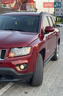 Позашляховик / Кросовер Jeep Compass 2014 в 