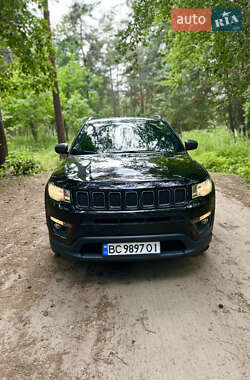 Внедорожник / Кроссовер Jeep Compass 2020 в 