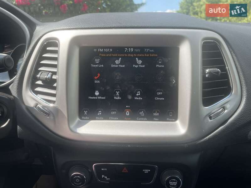Внедорожник / Кроссовер Jeep Compass 2017 в Киеве