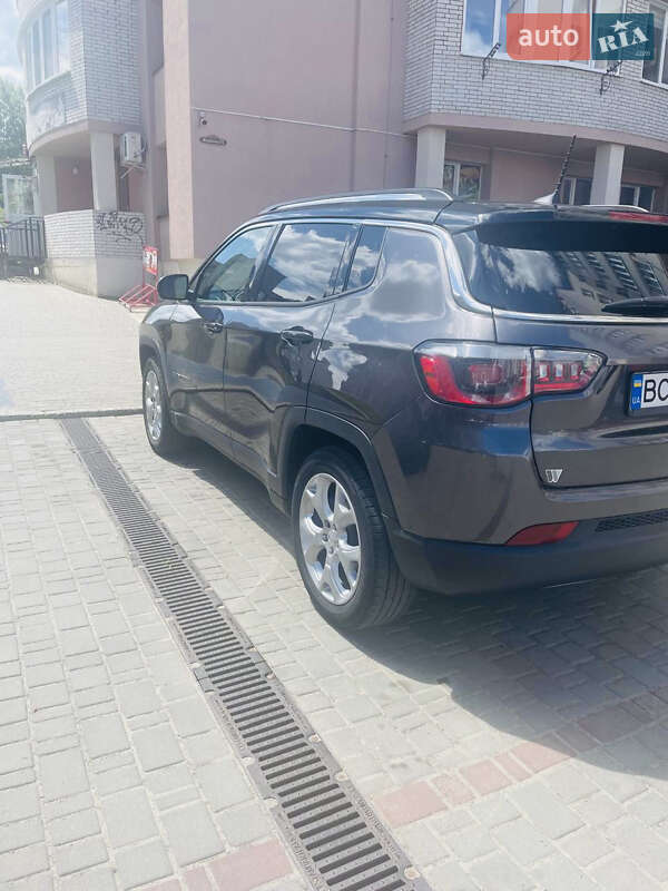 Внедорожник / Кроссовер Jeep Compass 2020 в Новояворовске