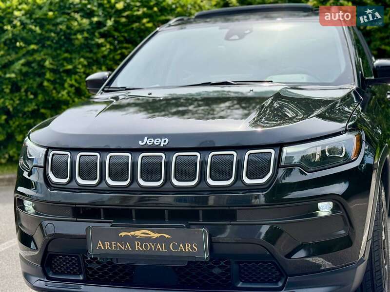 Внедорожник / Кроссовер Jeep Compass 2021 в Киеве
