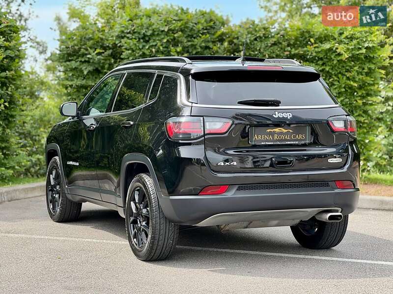 Внедорожник / Кроссовер Jeep Compass 2021 в Киеве