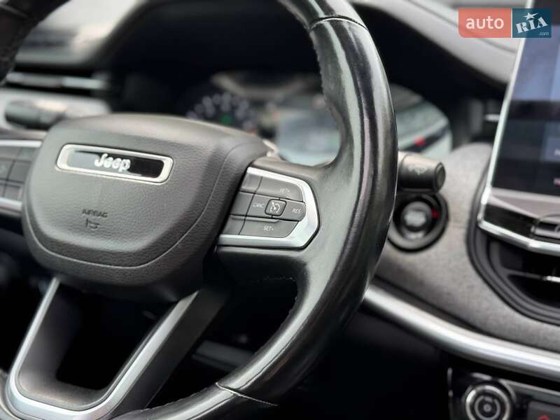 Внедорожник / Кроссовер Jeep Compass 2021 в Киеве