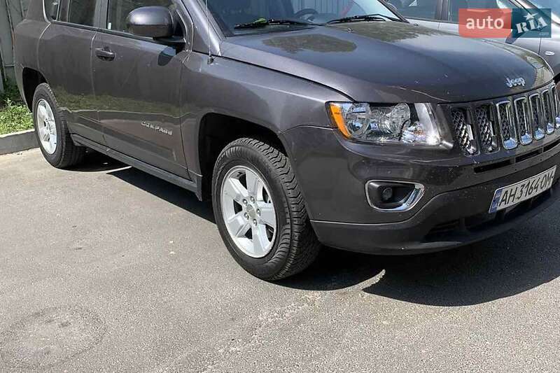 Внедорожник / Кроссовер Jeep Compass 2016 в Черкассах
