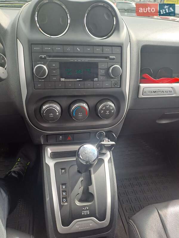 Внедорожник / Кроссовер Jeep Compass 2014 в Киеве