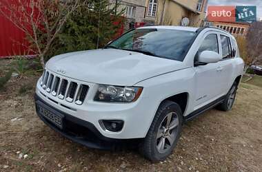 Внедорожник / Кроссовер Jeep Compass 2016 в Киеве