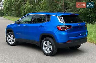 Внедорожник / Кроссовер Jeep Compass 2018 в 