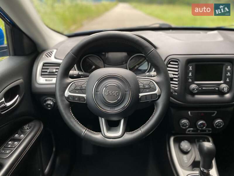 Внедорожник / Кроссовер Jeep Compass 2018 в Киеве