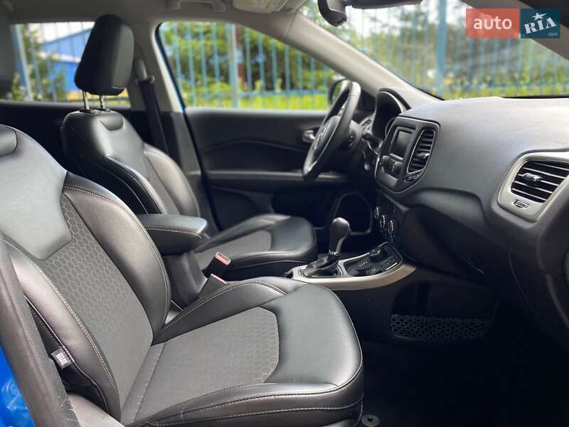 Внедорожник / Кроссовер Jeep Compass 2018 в Киеве