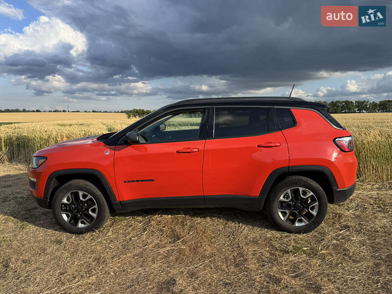 Внедорожник / Кроссовер Jeep Compass 2017 в Смеле