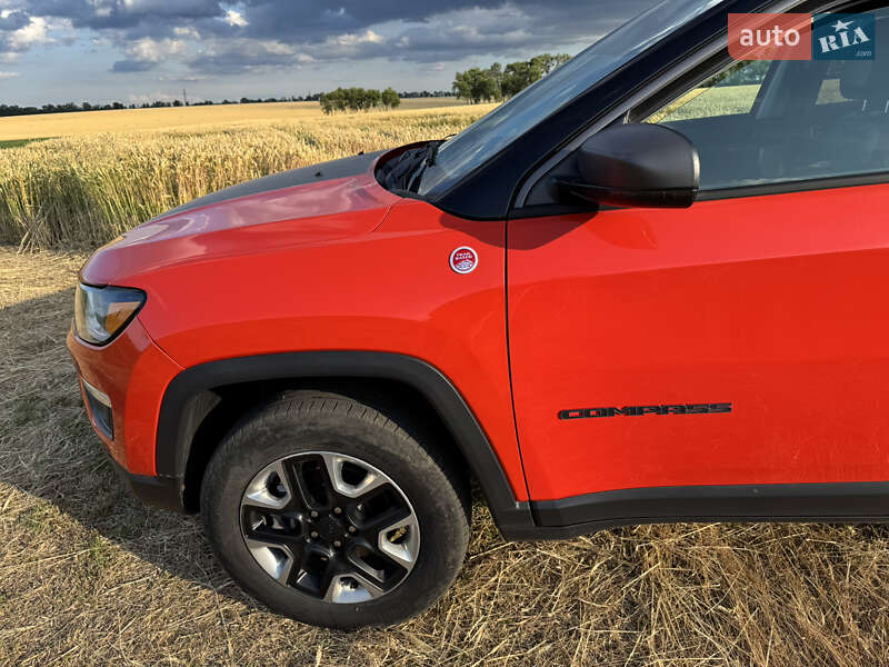 Внедорожник / Кроссовер Jeep Compass 2017 в Смеле