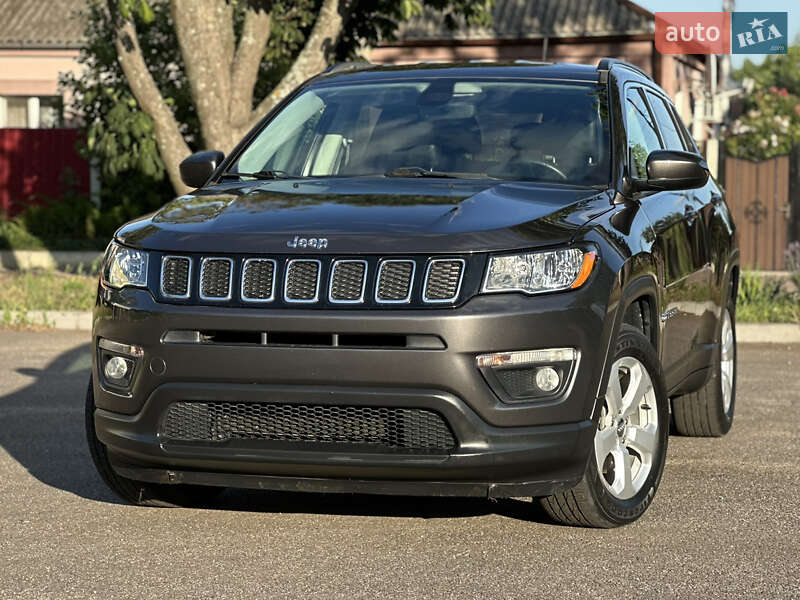Внедорожник / Кроссовер Jeep Compass 2019 в 