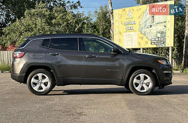 Внедорожник / Кроссовер Jeep Compass 2019 в 