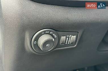 Внедорожник / Кроссовер Jeep Compass 2022 в 
