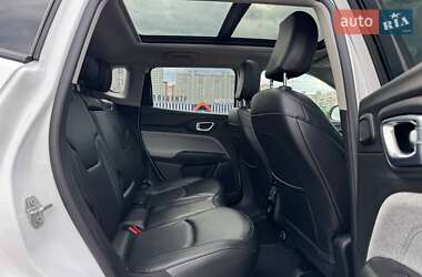 Внедорожник / Кроссовер Jeep Compass 2022 в 