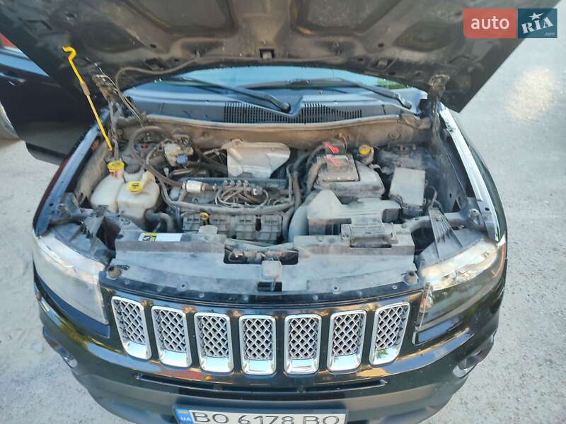 Внедорожник / Кроссовер Jeep Compass 2014 в Тернополе
