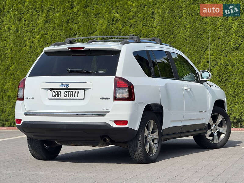 Внедорожник / Кроссовер Jeep Compass 2015 в Стрые