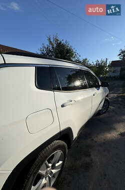 Внедорожник / Кроссовер Jeep Compass 2022 в 