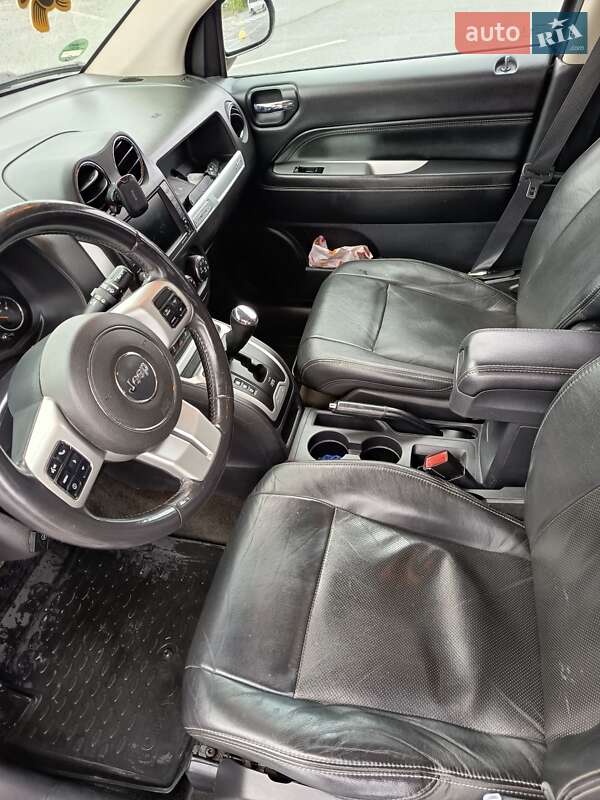 Внедорожник / Кроссовер Jeep Compass 2013 в Киеве фото 35 Внедорожник / Кроссовер Jeep Compass 2013 в Киеве