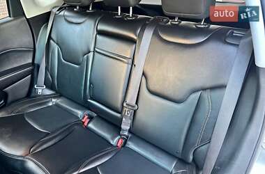 Внедорожник / Кроссовер Jeep Compass 2019 в 