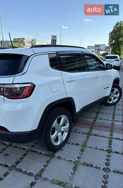Внедорожник / Кроссовер Jeep Compass 2019 в 