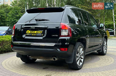 Позашляховик / Кросовер Jeep Compass 2013 в 