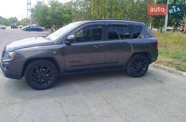 Внедорожник / Кроссовер Jeep Compass 2015 в 