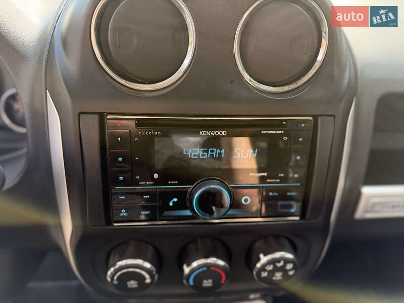 Внедорожник / Кроссовер Jeep Compass 2014 в Киеве