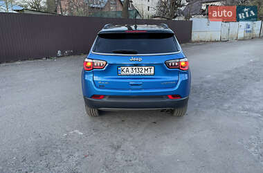 Внедорожник / Кроссовер Jeep Compass 2017 в 