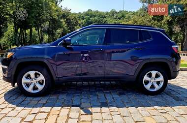 Внедорожник / Кроссовер Jeep Compass 2018 в 