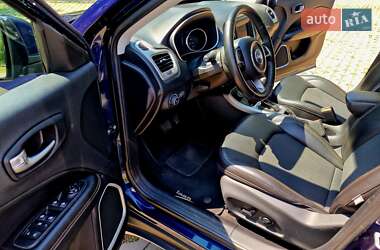 Внедорожник / Кроссовер Jeep Compass 2018 в 
