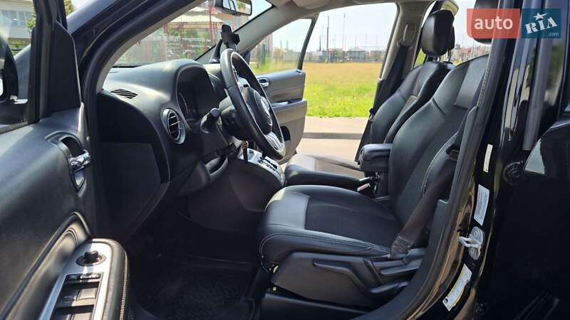 Внедорожник / Кроссовер Jeep Compass 2015 в Киеве