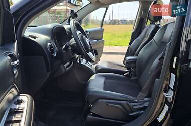 Внедорожник / Кроссовер Jeep Compass 2015 в 