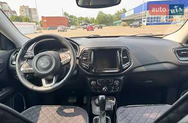 Внедорожник / Кроссовер Jeep Compass 2020 в 