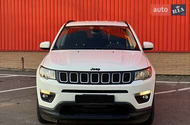 Внедорожник / Кроссовер Jeep Compass 2017 в 