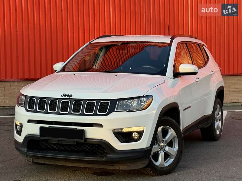 Внедорожник / Кроссовер Jeep Compass 2017 в 